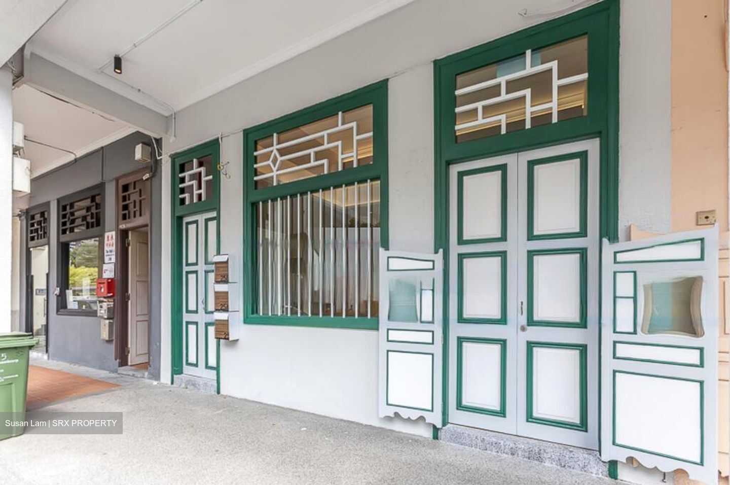 4 SAGO LANE (D1), Retail #567999011
